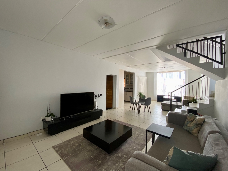 3 Bedroom Property for Sale in Waterval East North West